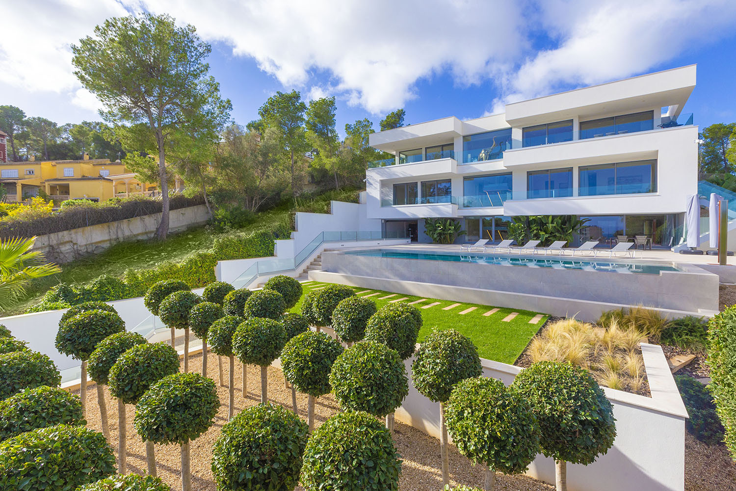 9446-moderne-Villa-Palmanova-a.jpg
