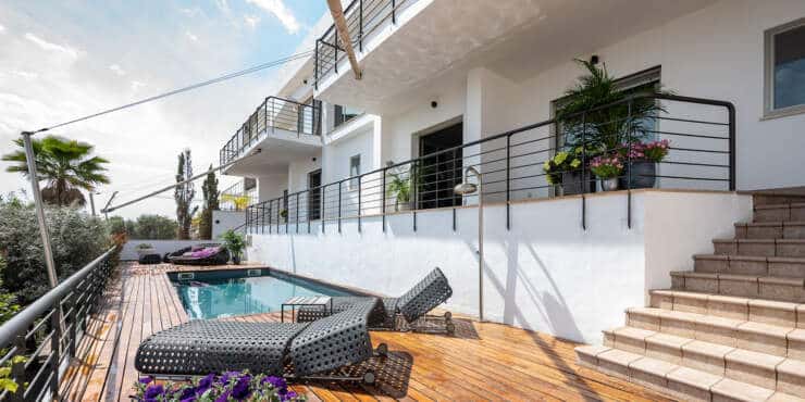 Stylish villa with panoramic sea views