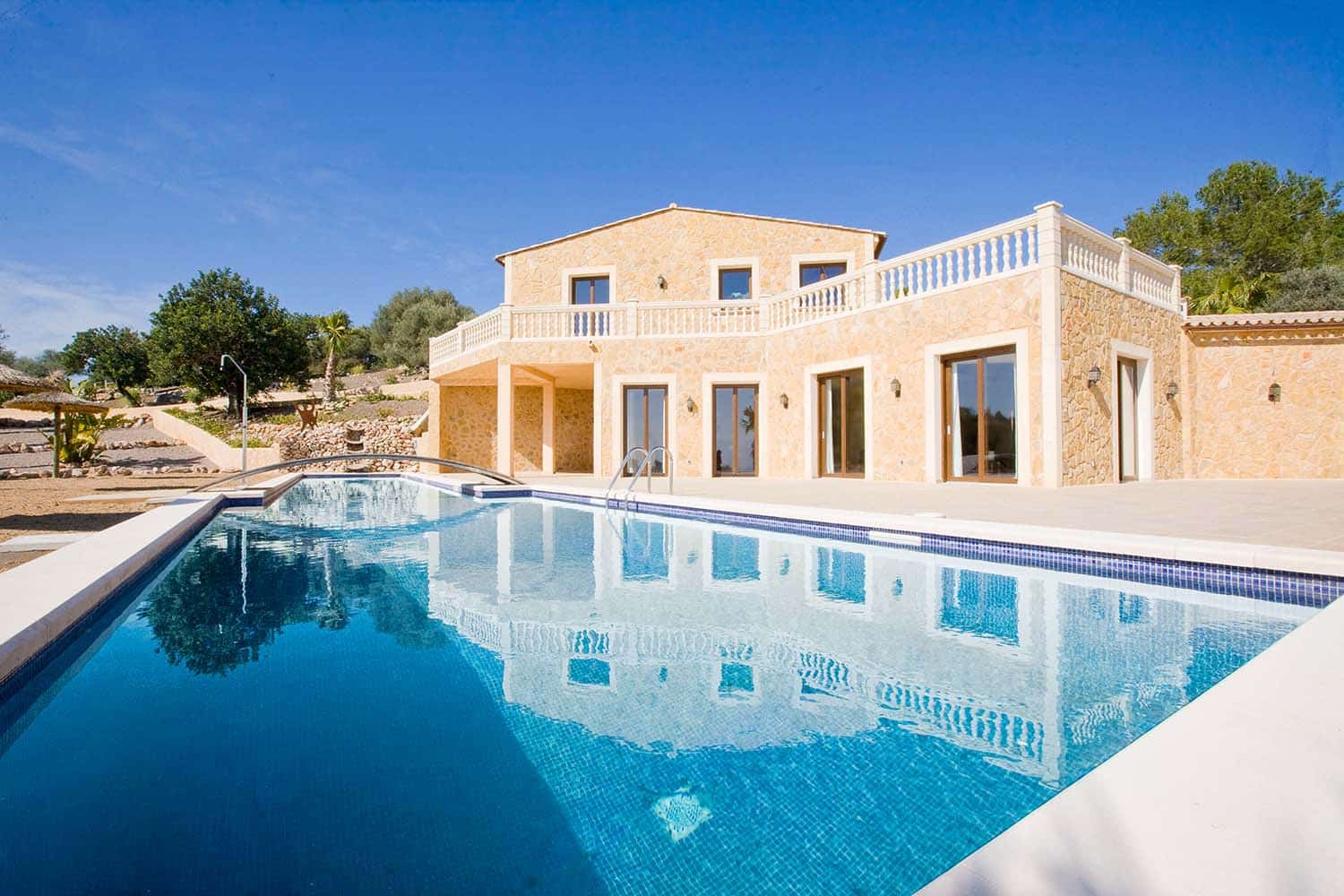 M12016-luxus-finca-alaro-a
