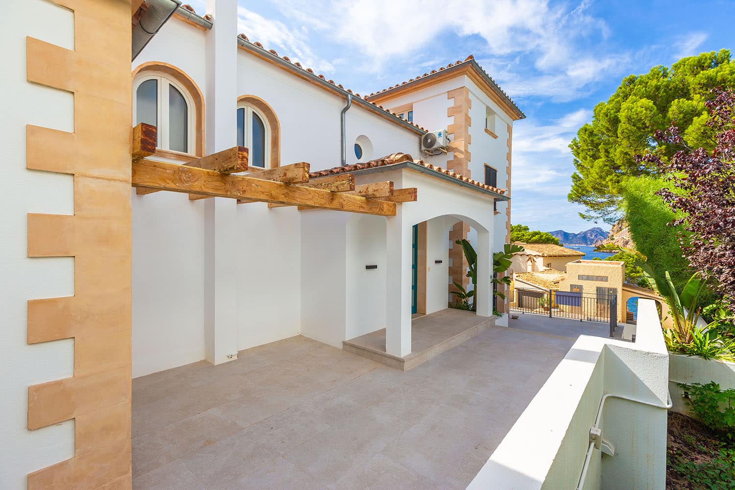 26019-mediterrane-meerblick-villa-kauf-portandratx-q