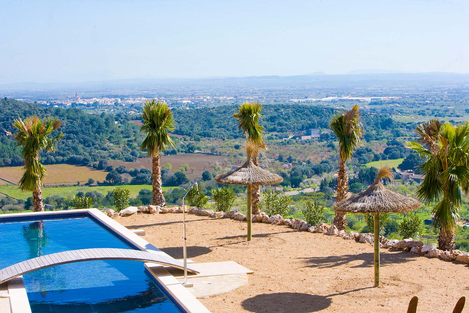 M12016-luxus-finca-alaro-e