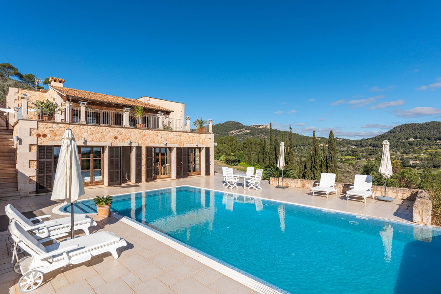 Pool and finca