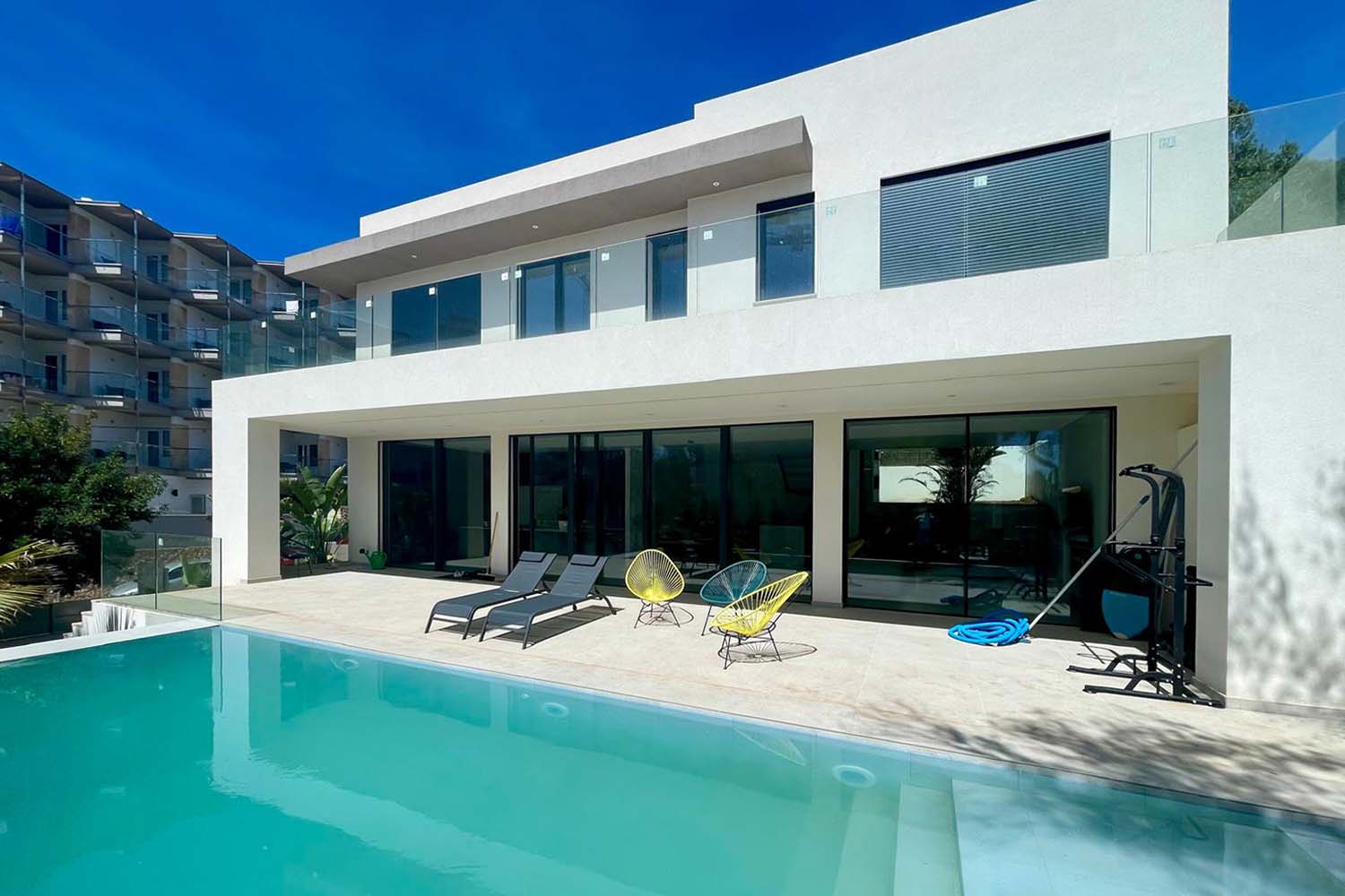M26079-rent-villa-bendinat-b