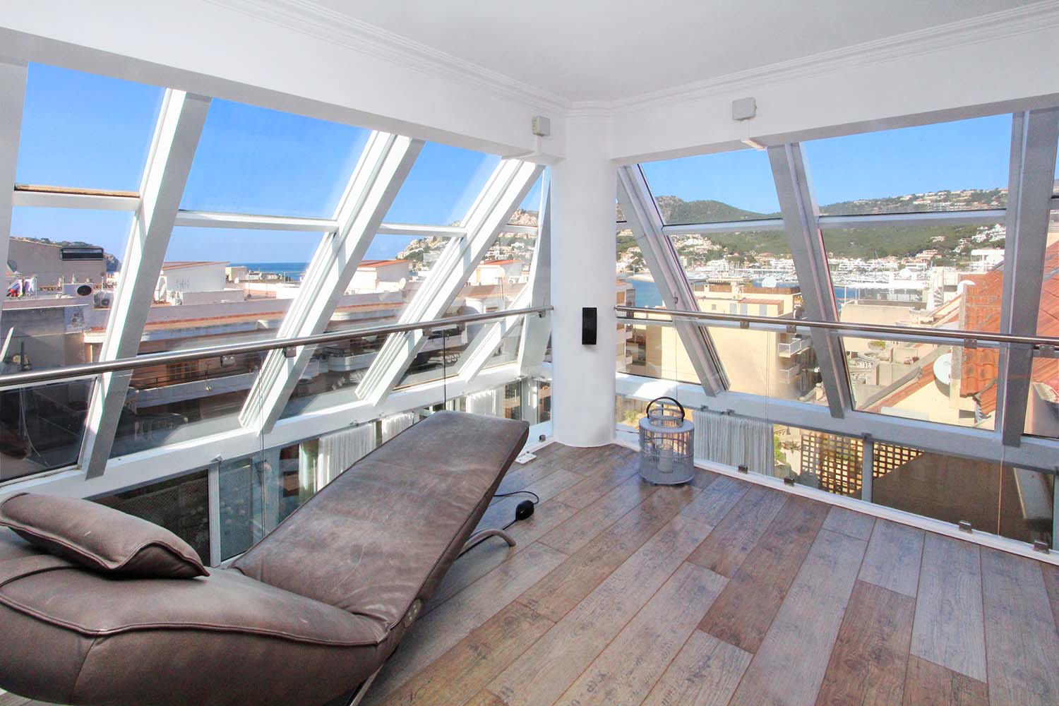 8013-triplex-loft
