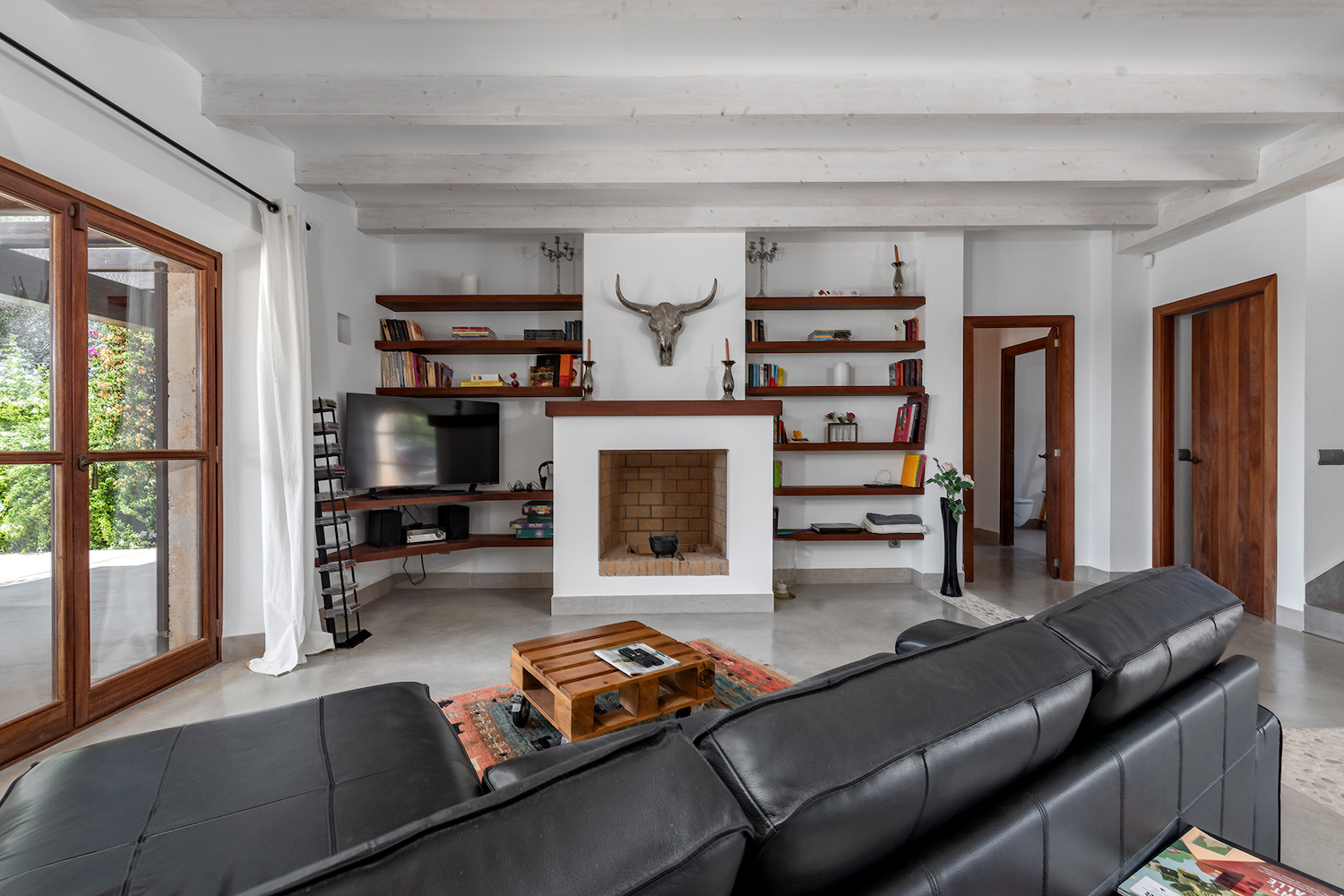 Bright living area