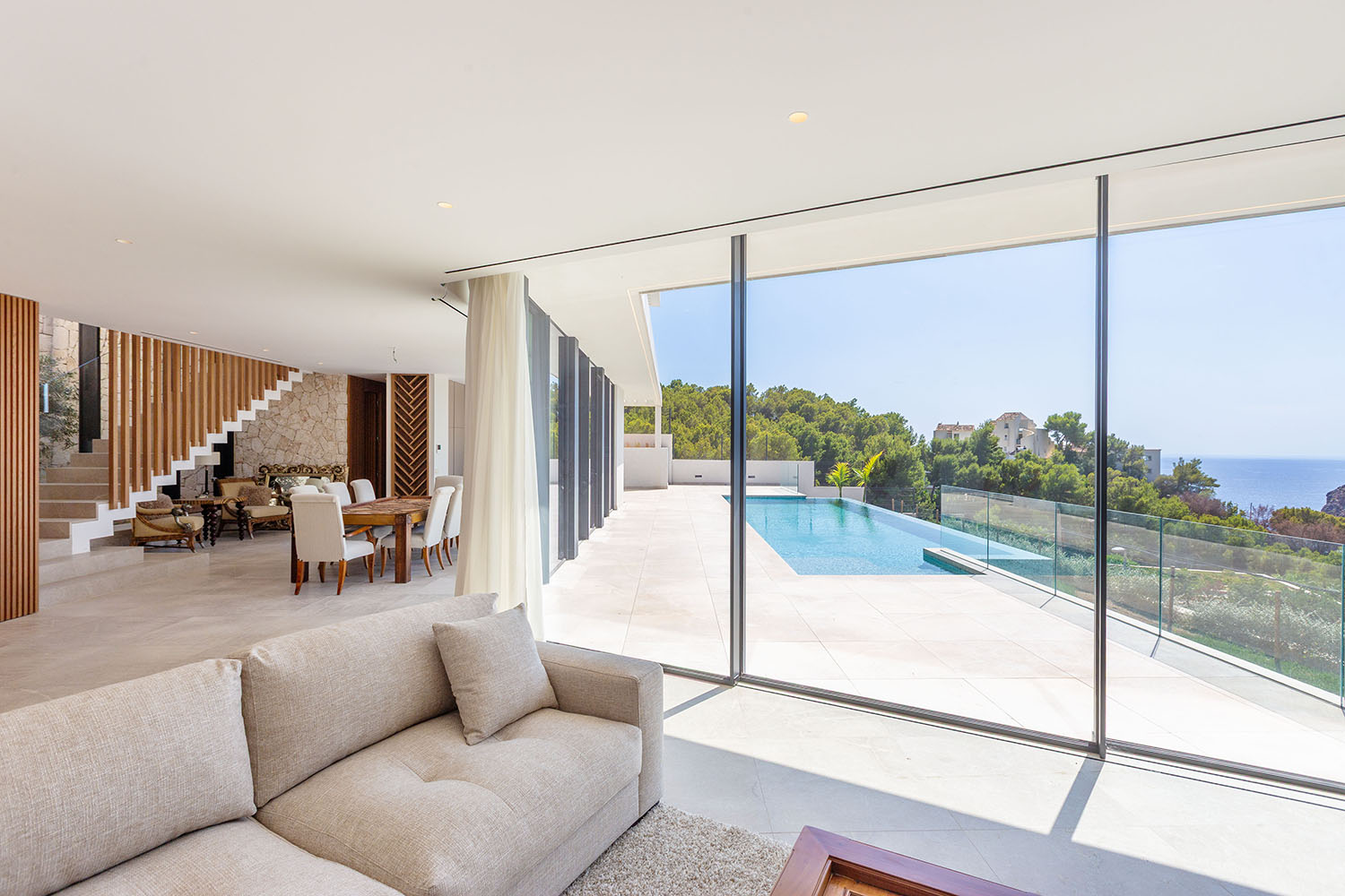 26385-moderne-villa-kauf-cala-llamp-mallorca-e