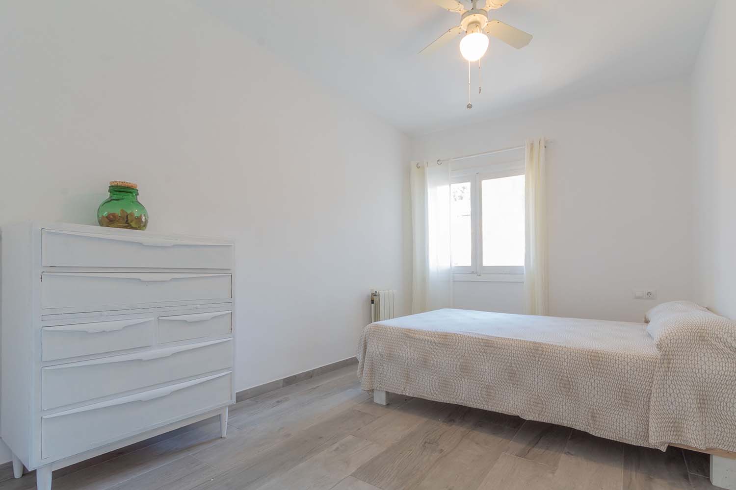 M27116-wohnung-in-villa-mieten-e