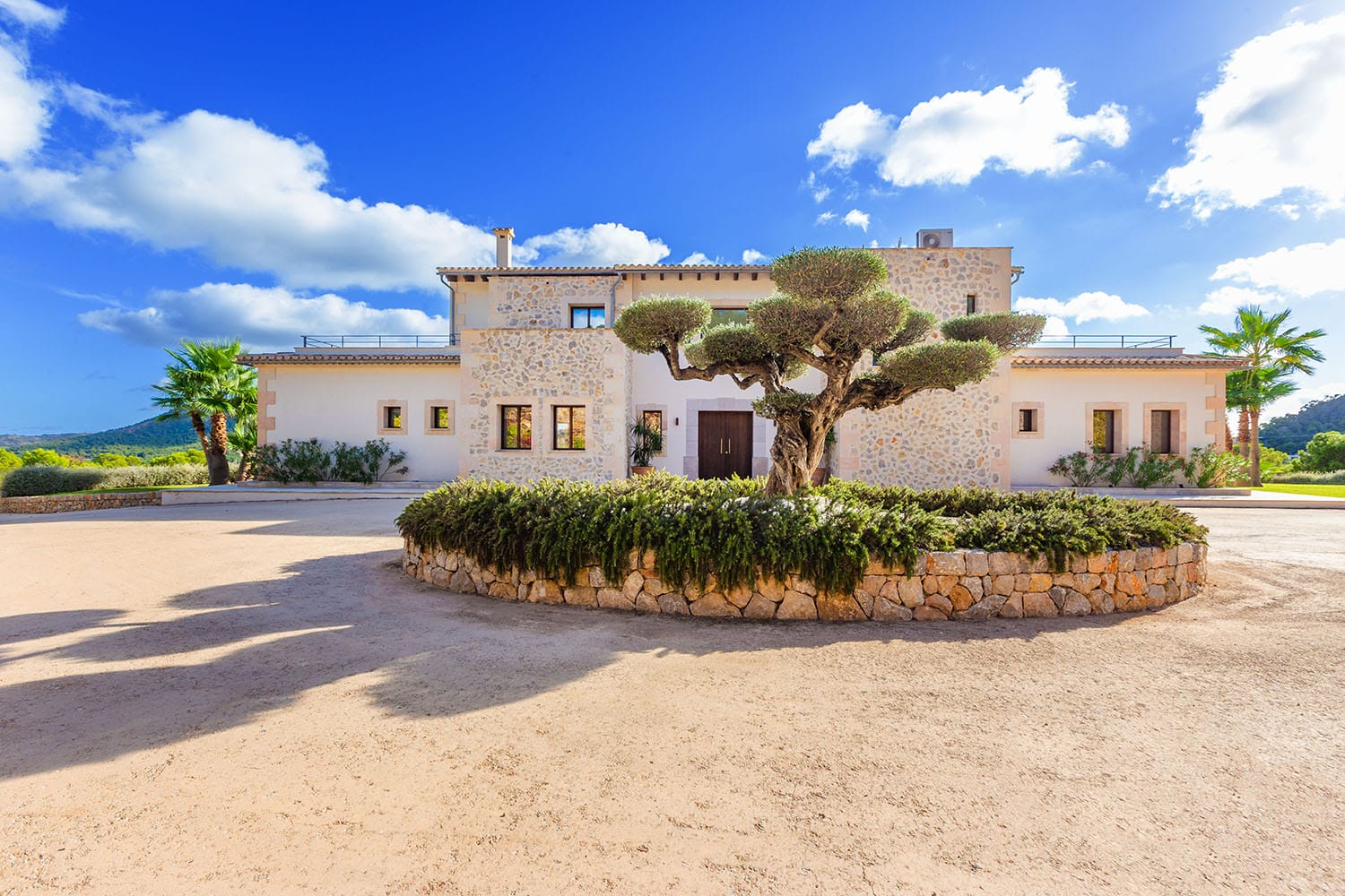 26937za-luxus-villa-mon-port-port-andratx-