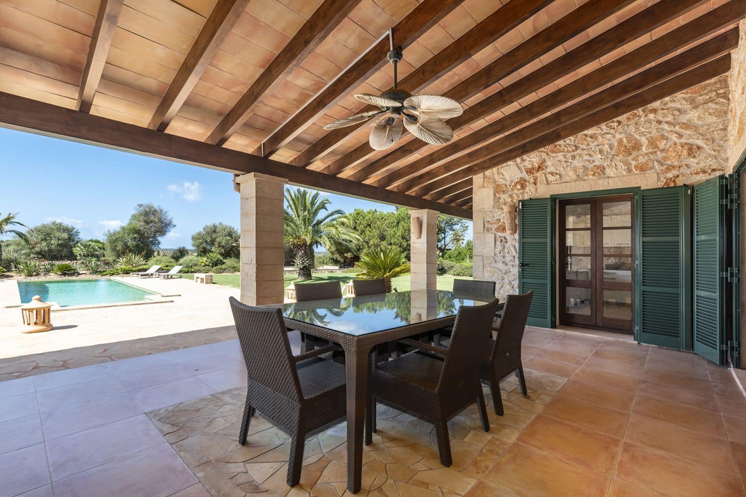Large covered terrace