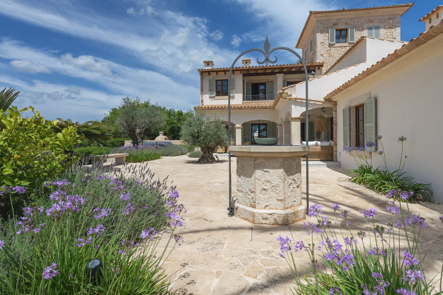 Traditional elements