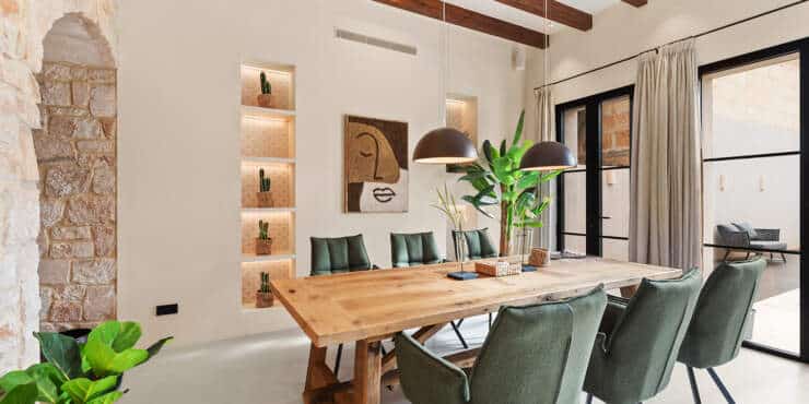 Stylish designer townhouse with pool, panoramic roof terrace and garage