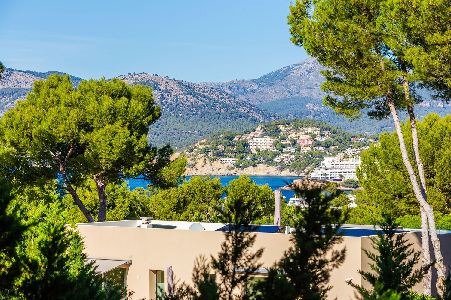 25908-moderne-villa-mit-pool-meerblick-nova-santa-ponsa-d