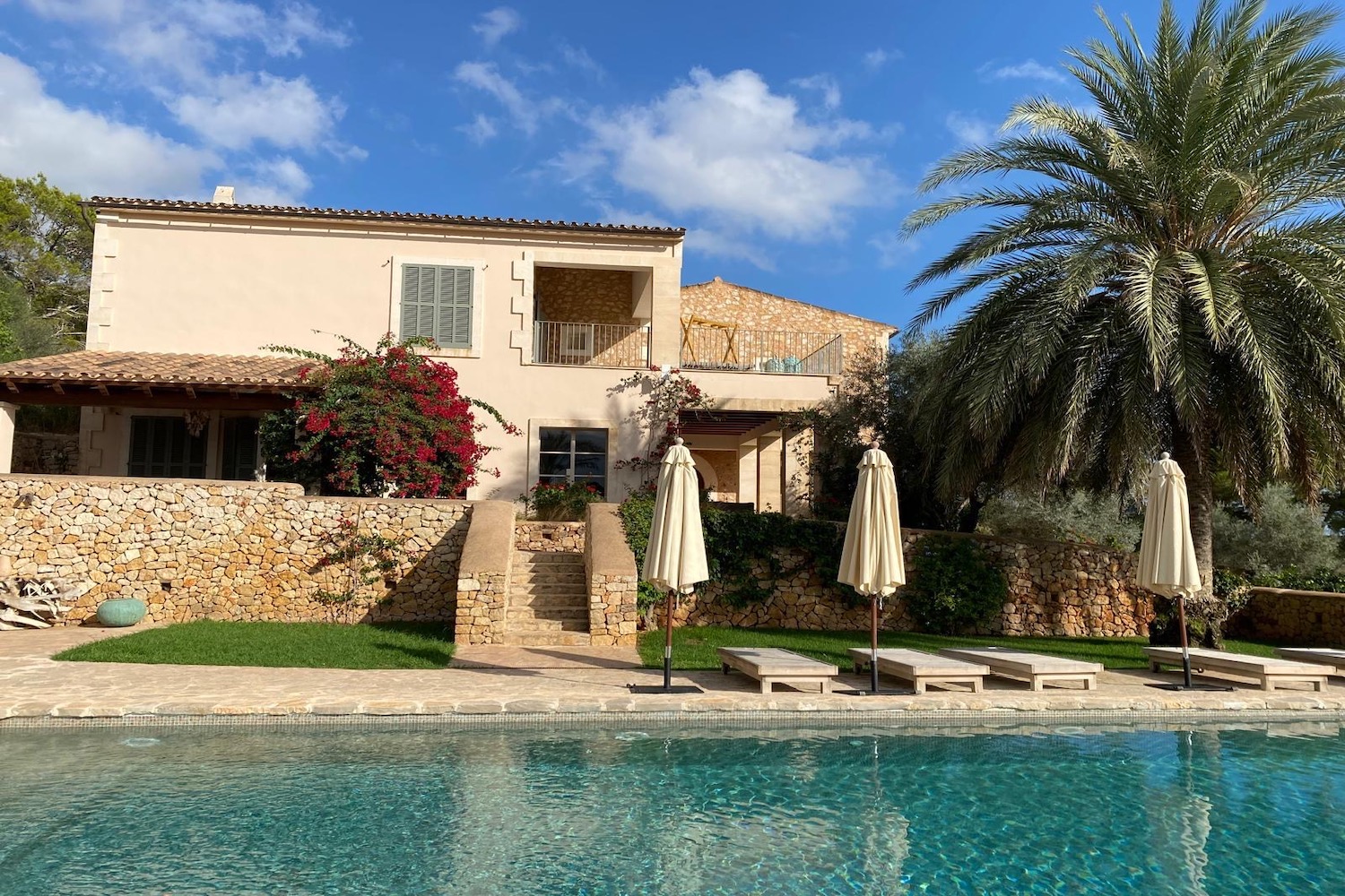 Finca with traditional facade