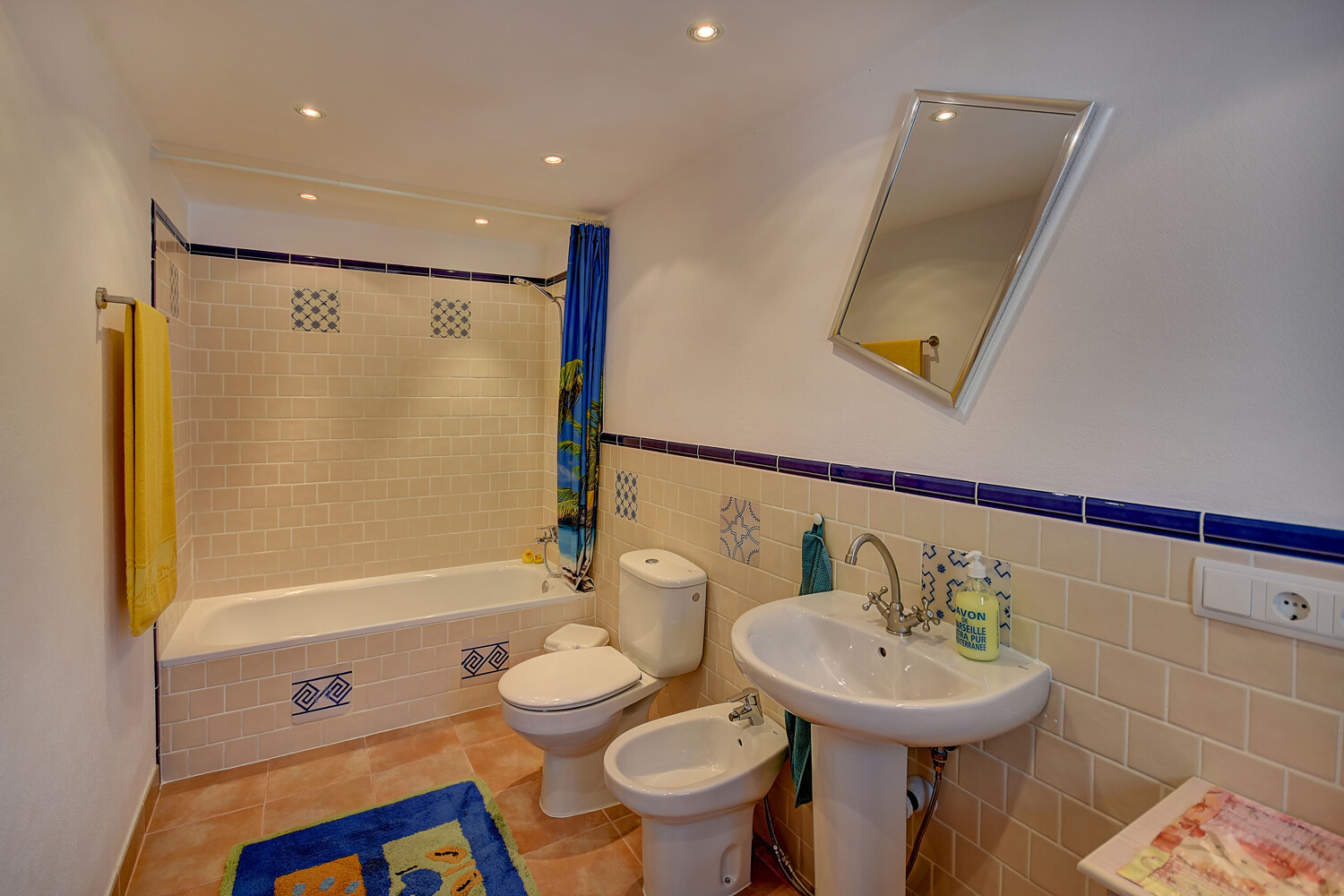 27200-townhouse-s-arraco-j