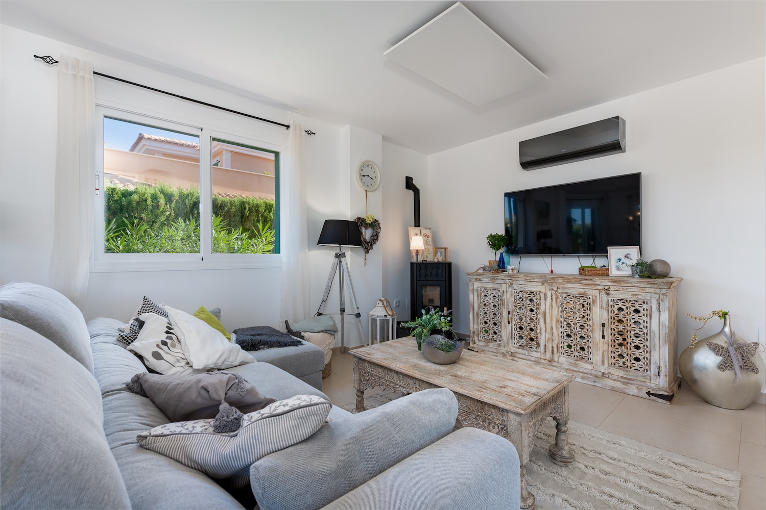 chalet-mallorca-traditionell-gemeinschaftspool-3