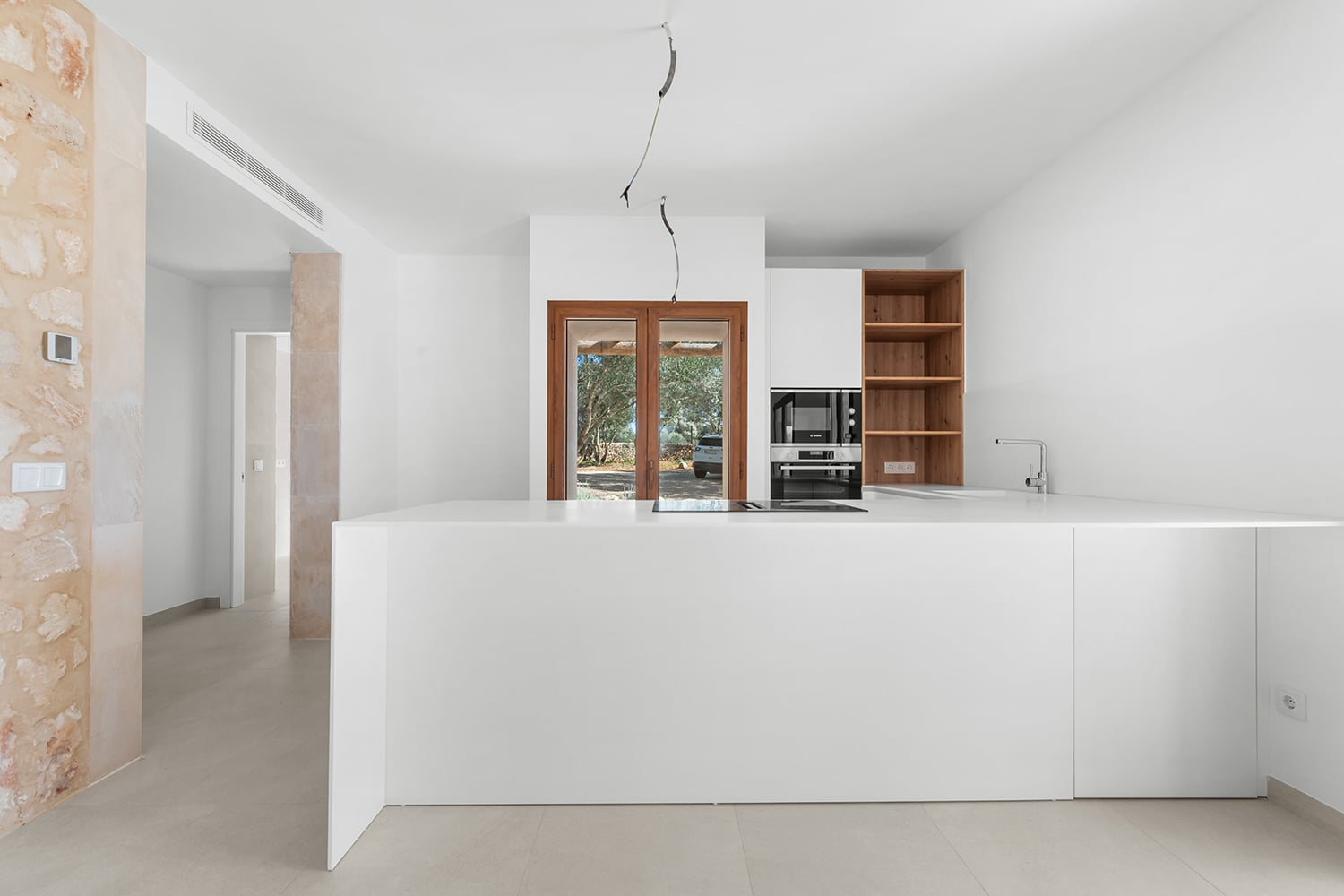 Fully equipped kitchen