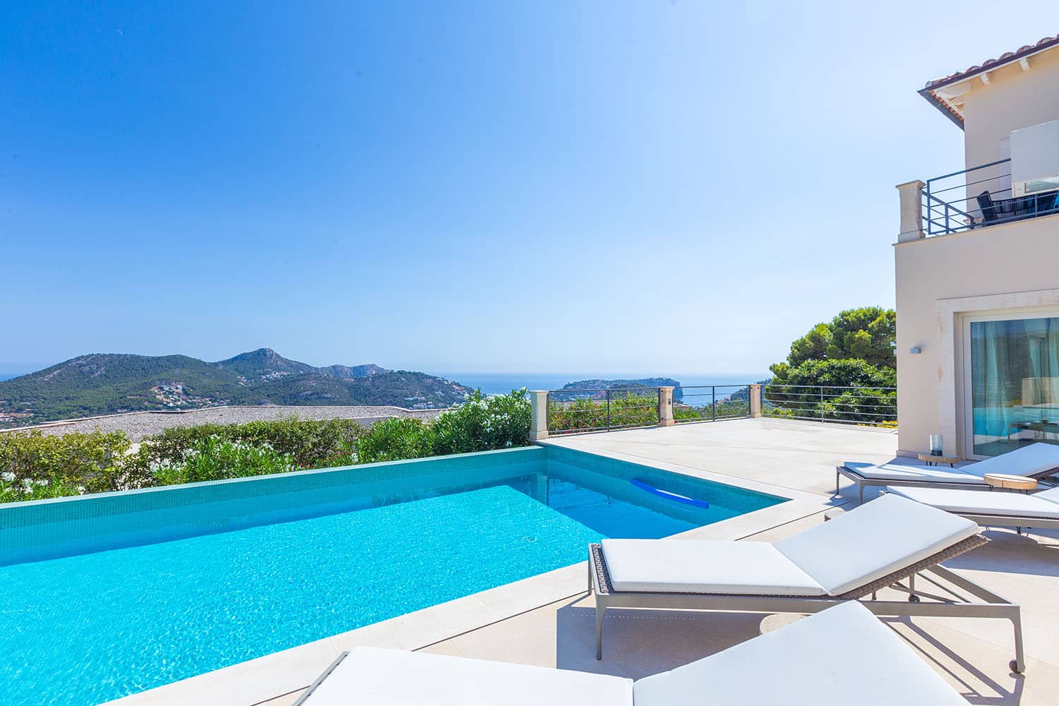 25281-luxus-villa-port-andratx-u