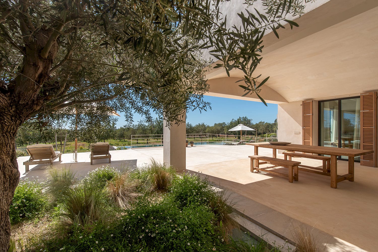 Covered outdoor dining area