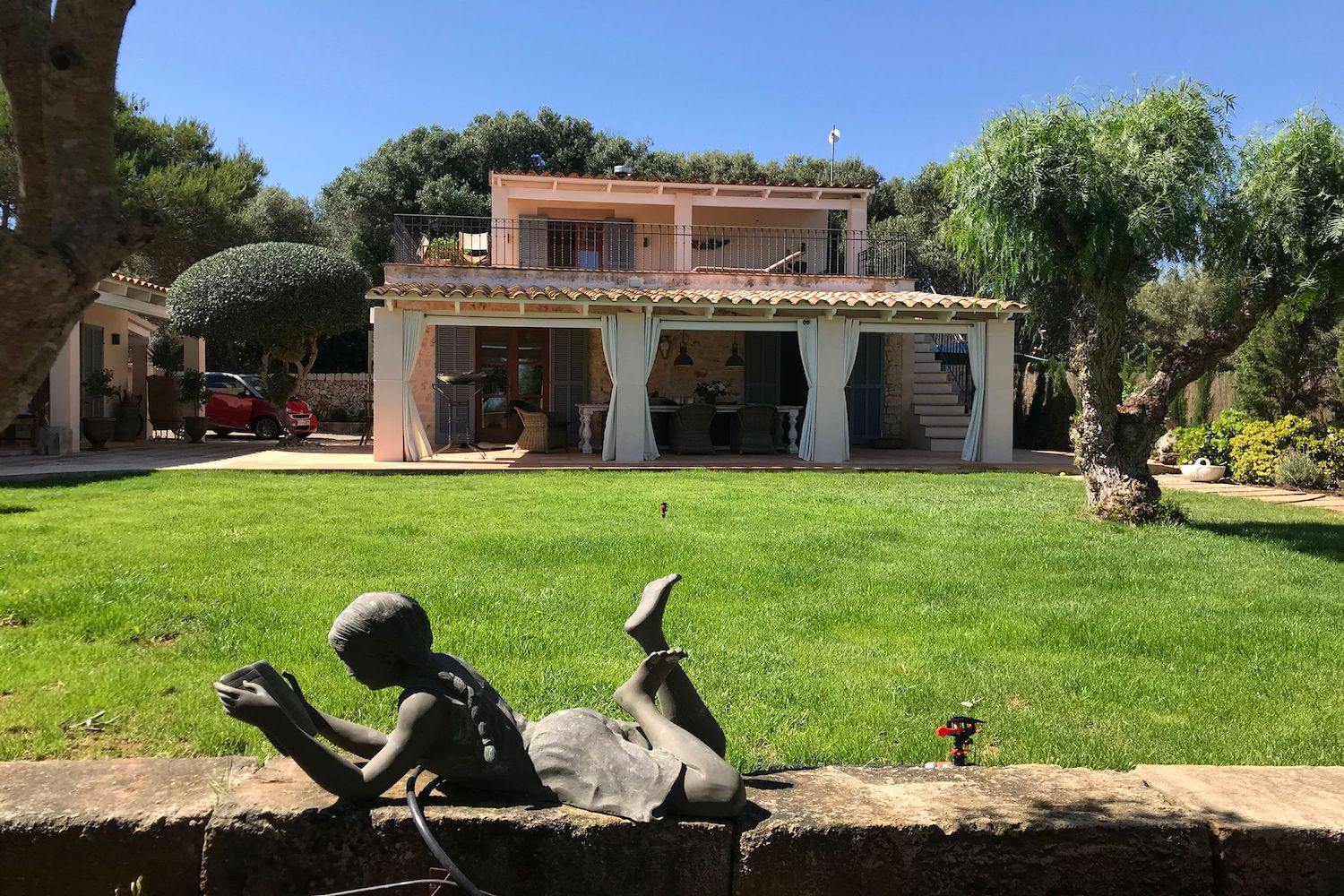 Charming finca with lots of privacy, Mediterranean garden and far-reaching views