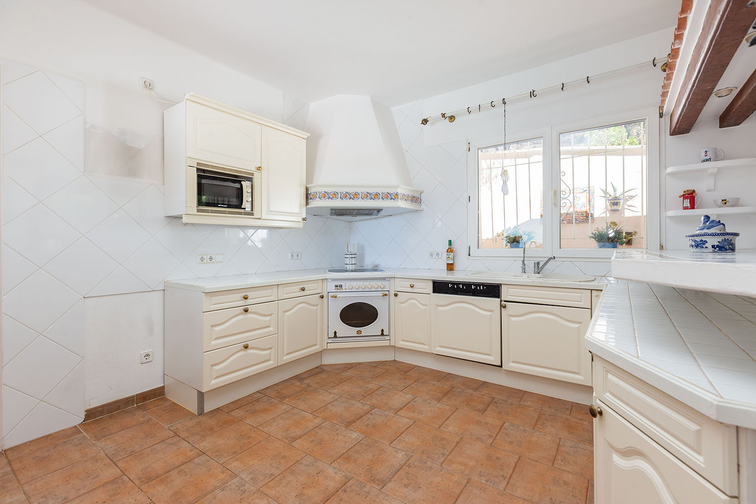 27361-mediterrane-meerblick-villa-paguera-mallorca-h