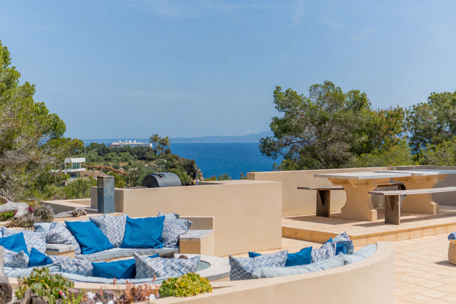 25584-investment-villa-mallorca-a