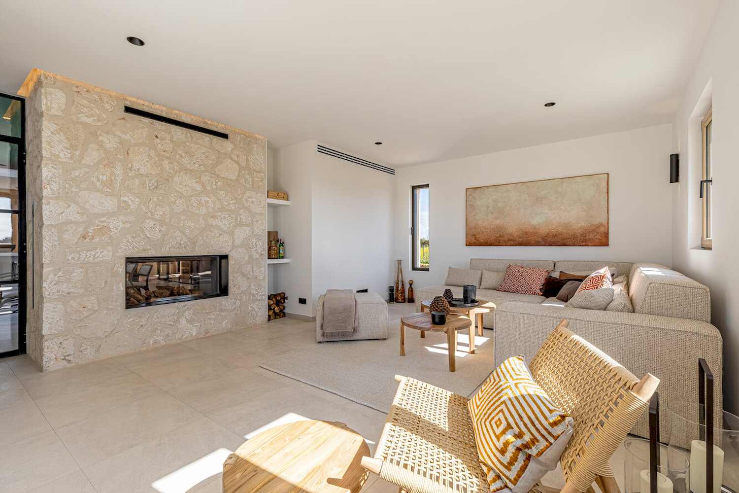 Bright ambience and sandstone materials