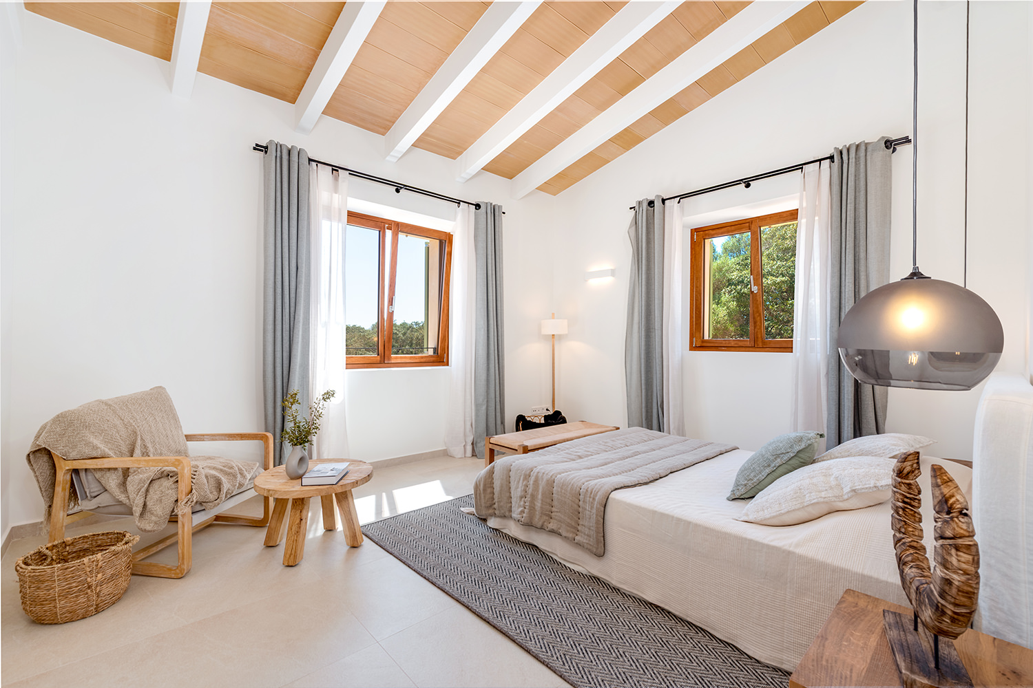 One of 5 bedrooms
