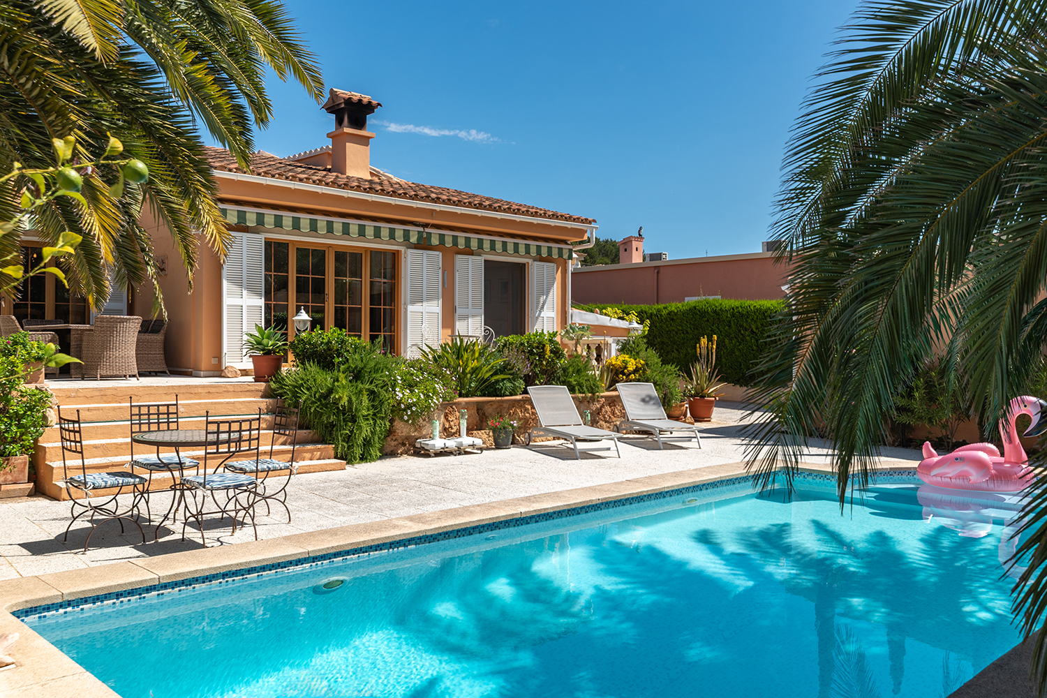Mediterranean villa with pool, privacy and idyllic garden in a quiet location