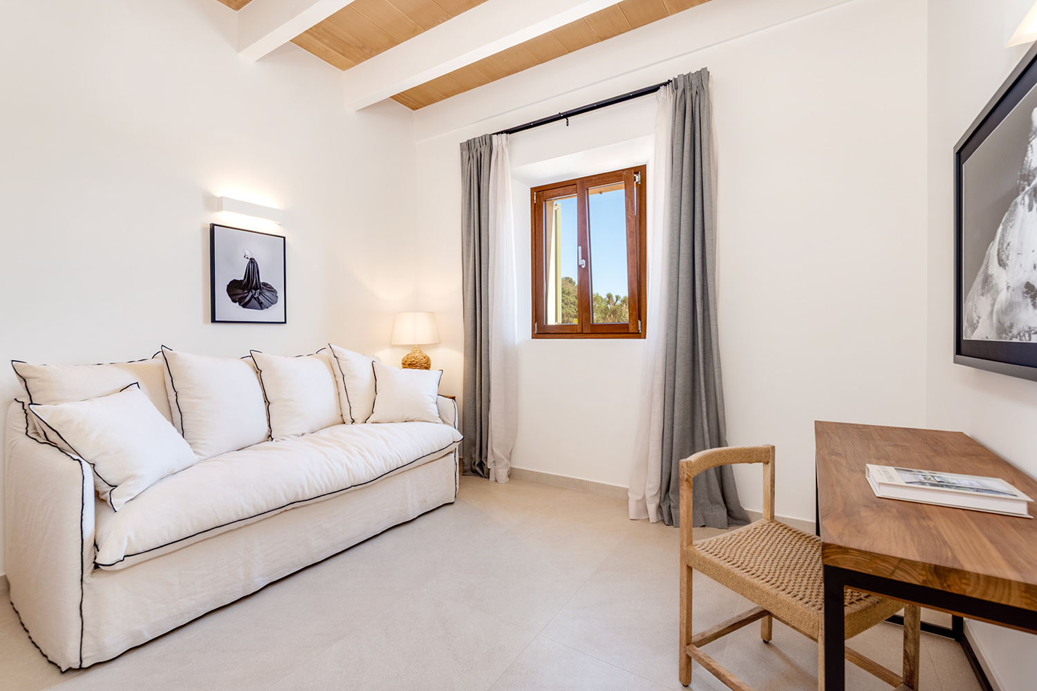 One of 5 bedrooms