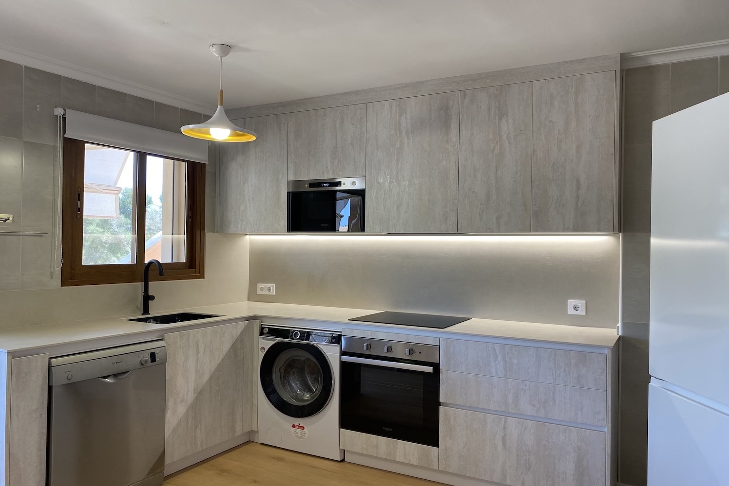 Modern kitchen