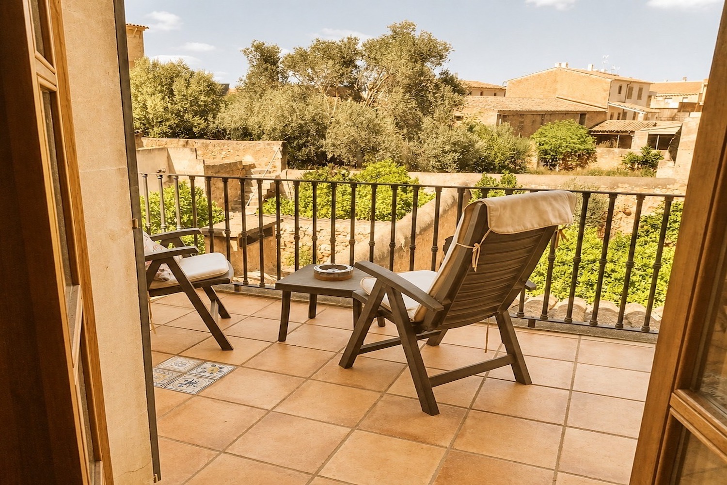 Balcony with garden views – valuable private outdoor space