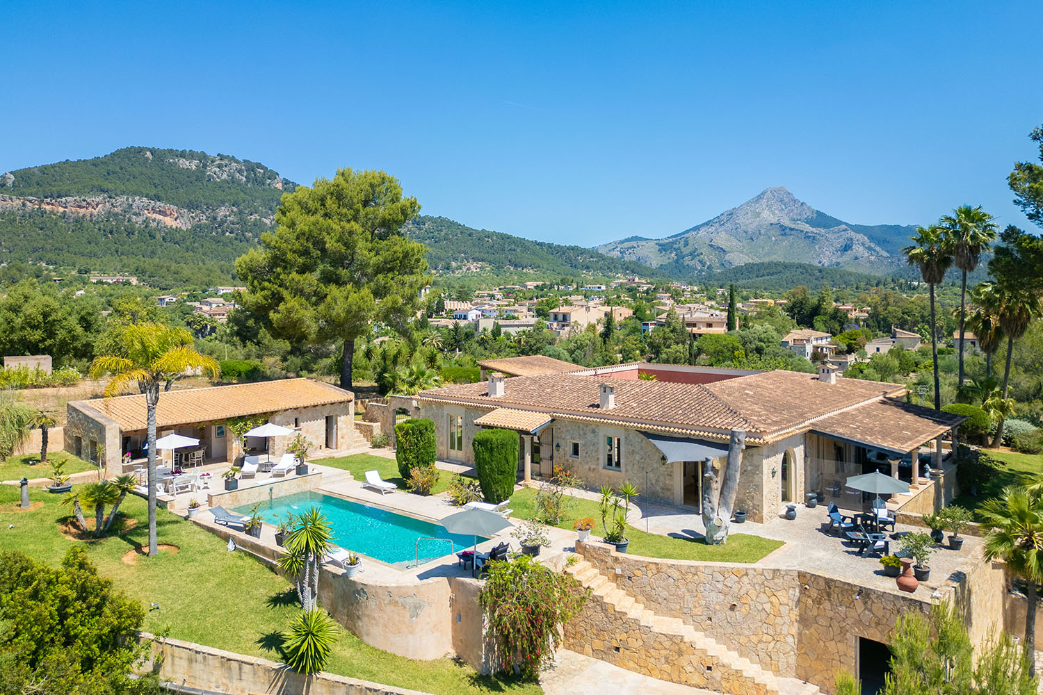 27468-luxus-finca-kauf-es-capdella-a