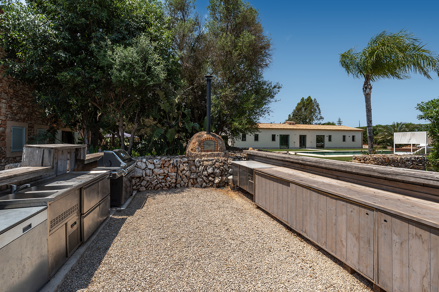 Separate barbecue area