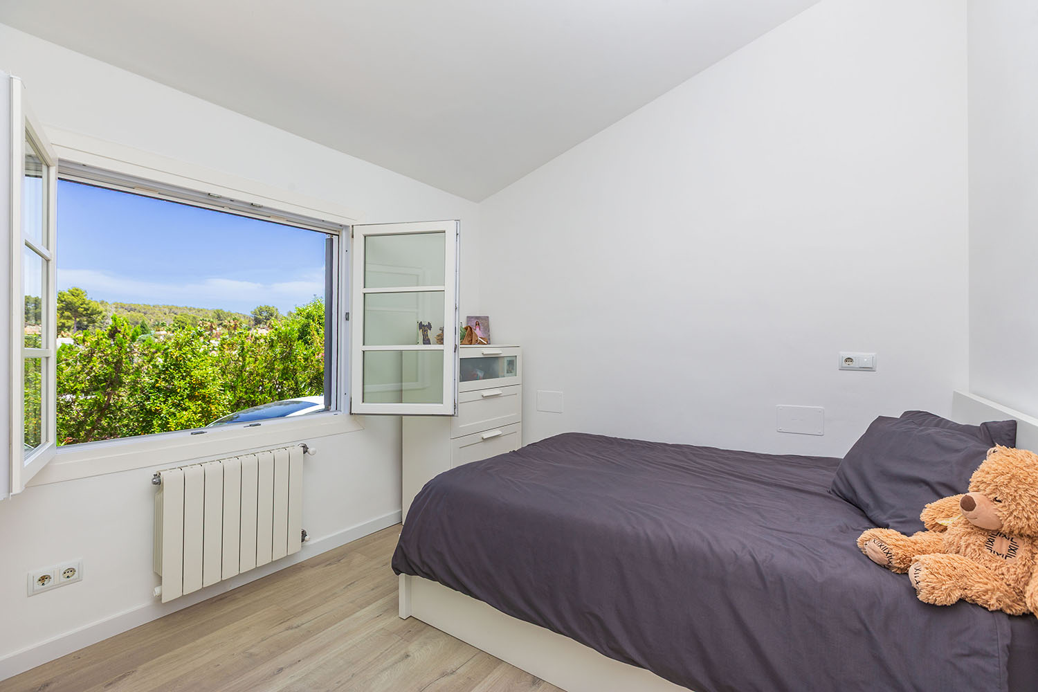 27516-villa-mit-pool-costa-de-la-calma-mallorca-k
