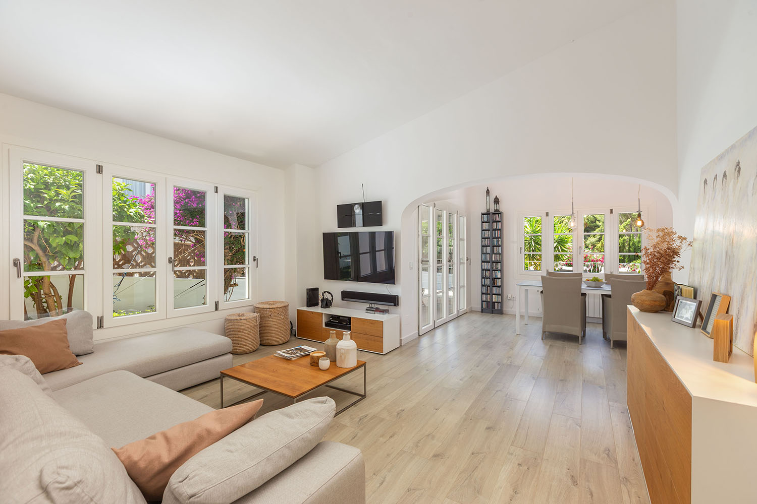 27516-villa-mit-pool-costa-de-la-calma-mallorca-g