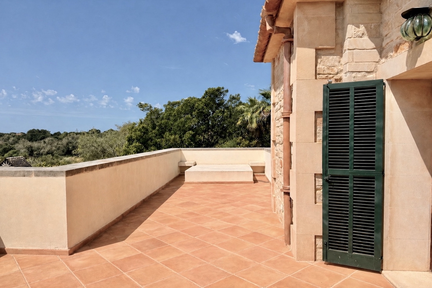 Terrace with far reaching views