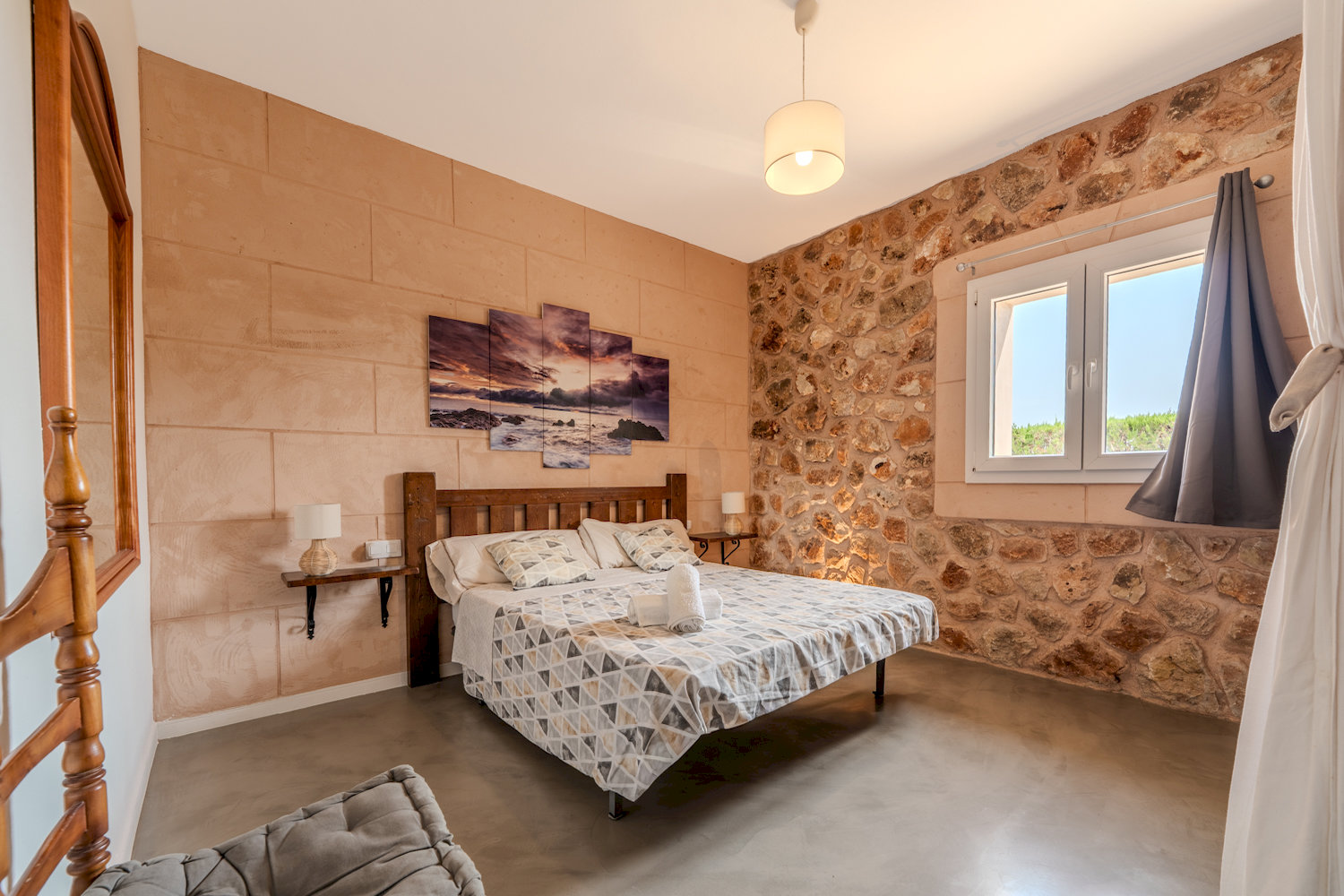 Inviting Double Guest Bedroom