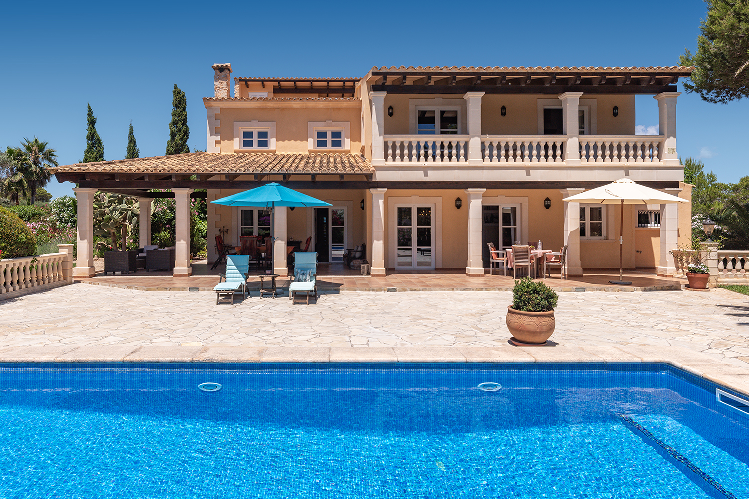Villa and pool front view