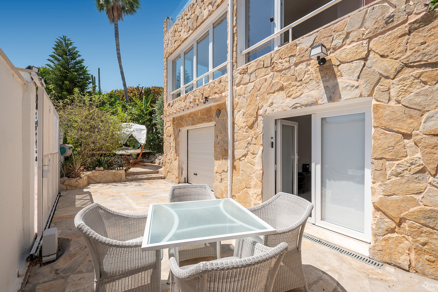Terrace of the bedroom