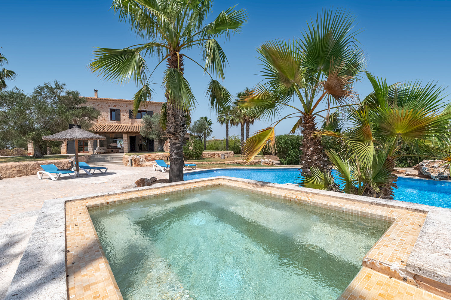 Jacuzzi