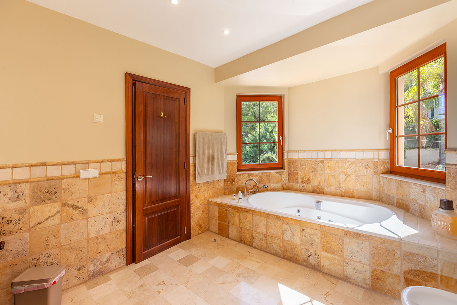 27672-grosse-villa-kauf-bendinat-mallorca-o