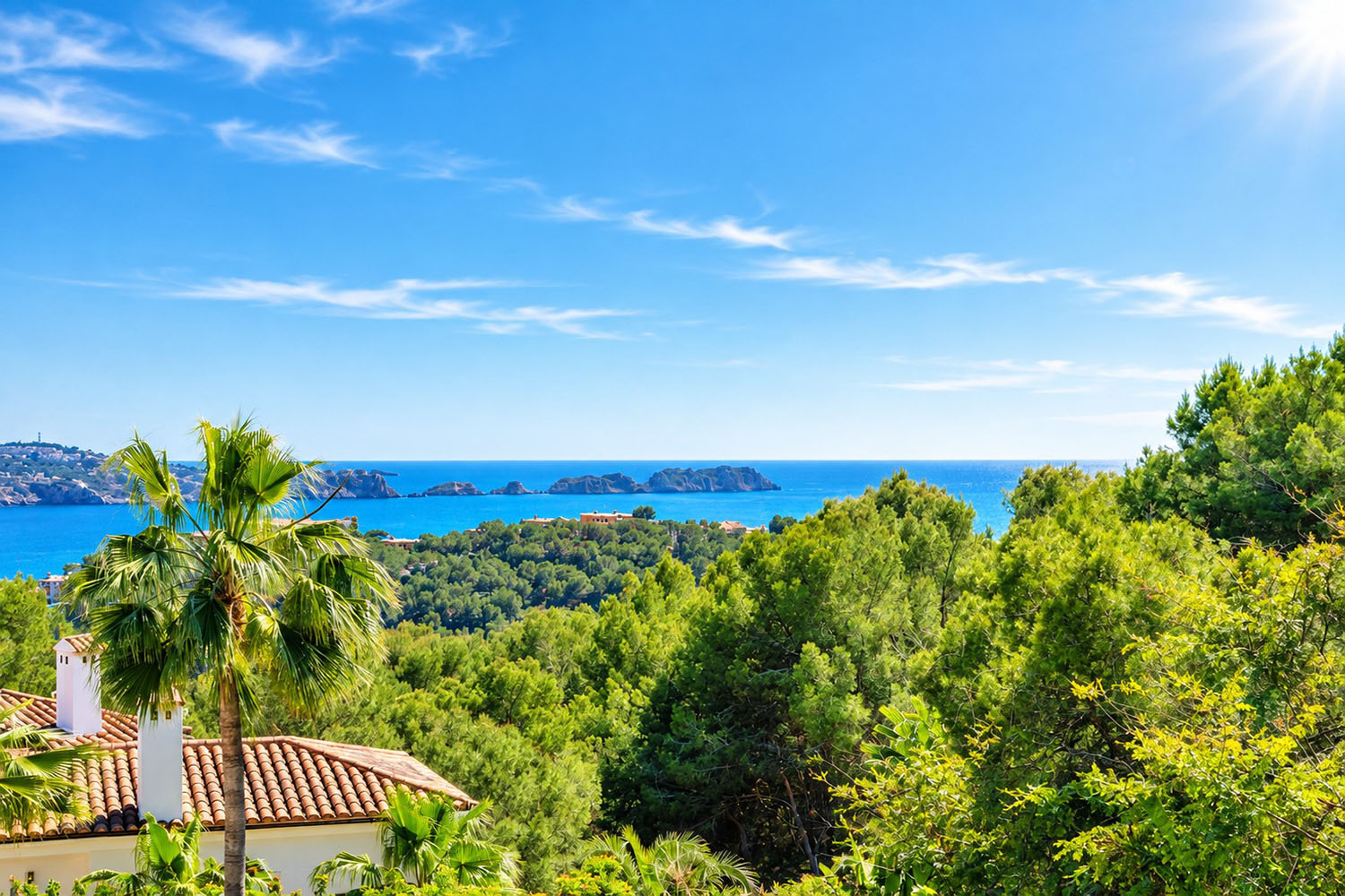 Modern villa with ocean views and a vacation rental license - 1
