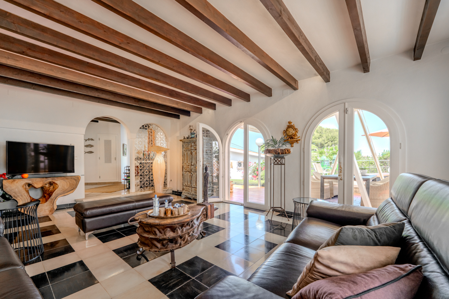 Bright living area
